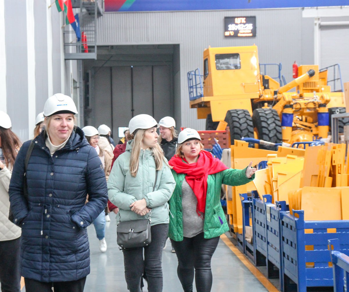 photo 2024 04 30 19 00 40